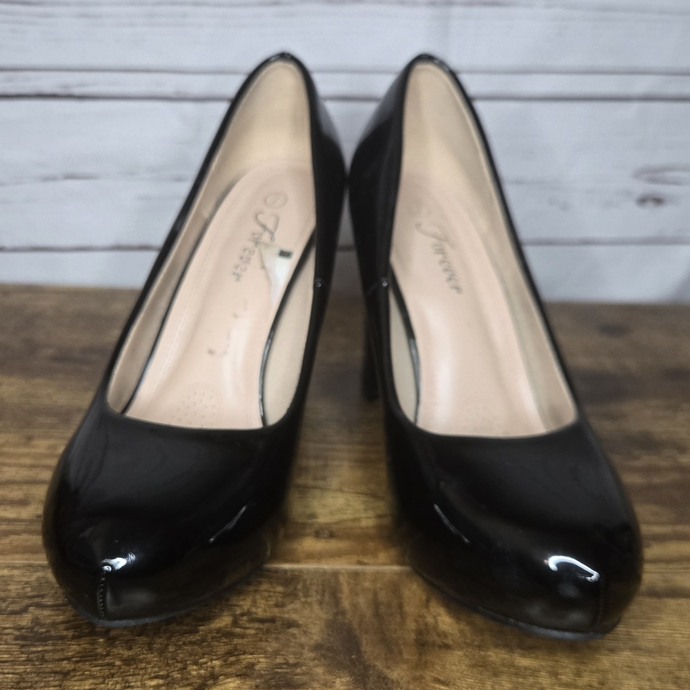 Forever 21 Black Patent Leather Heels